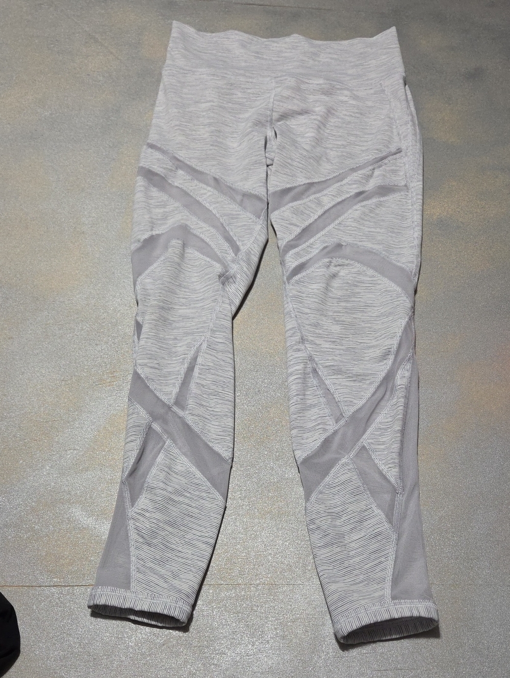 lululemon athletica Light Gray Heather Mesh-Panel Leggings